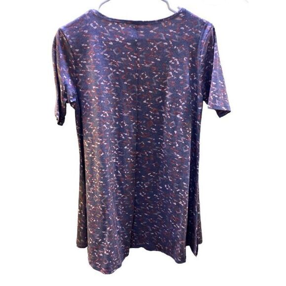 💕3/$30💕 LuLaRoe Perfect T Blue with Red and Pink Aztec Designs - Picture 2 of 9